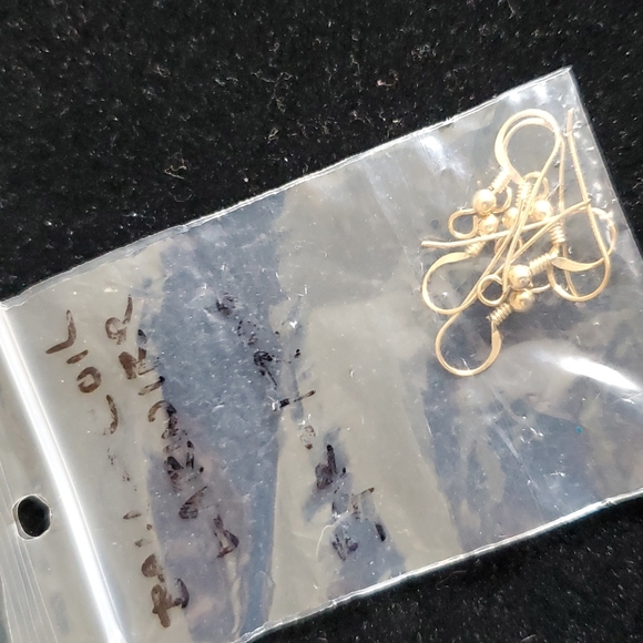 Gold Tone Dyed Turquoies Earrings. - Picture 8 of 10